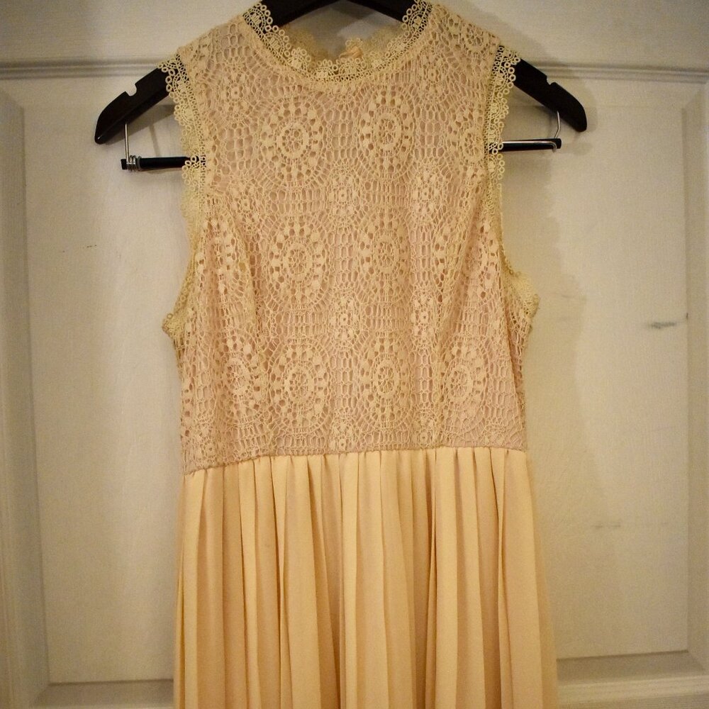 Altar'd State dress